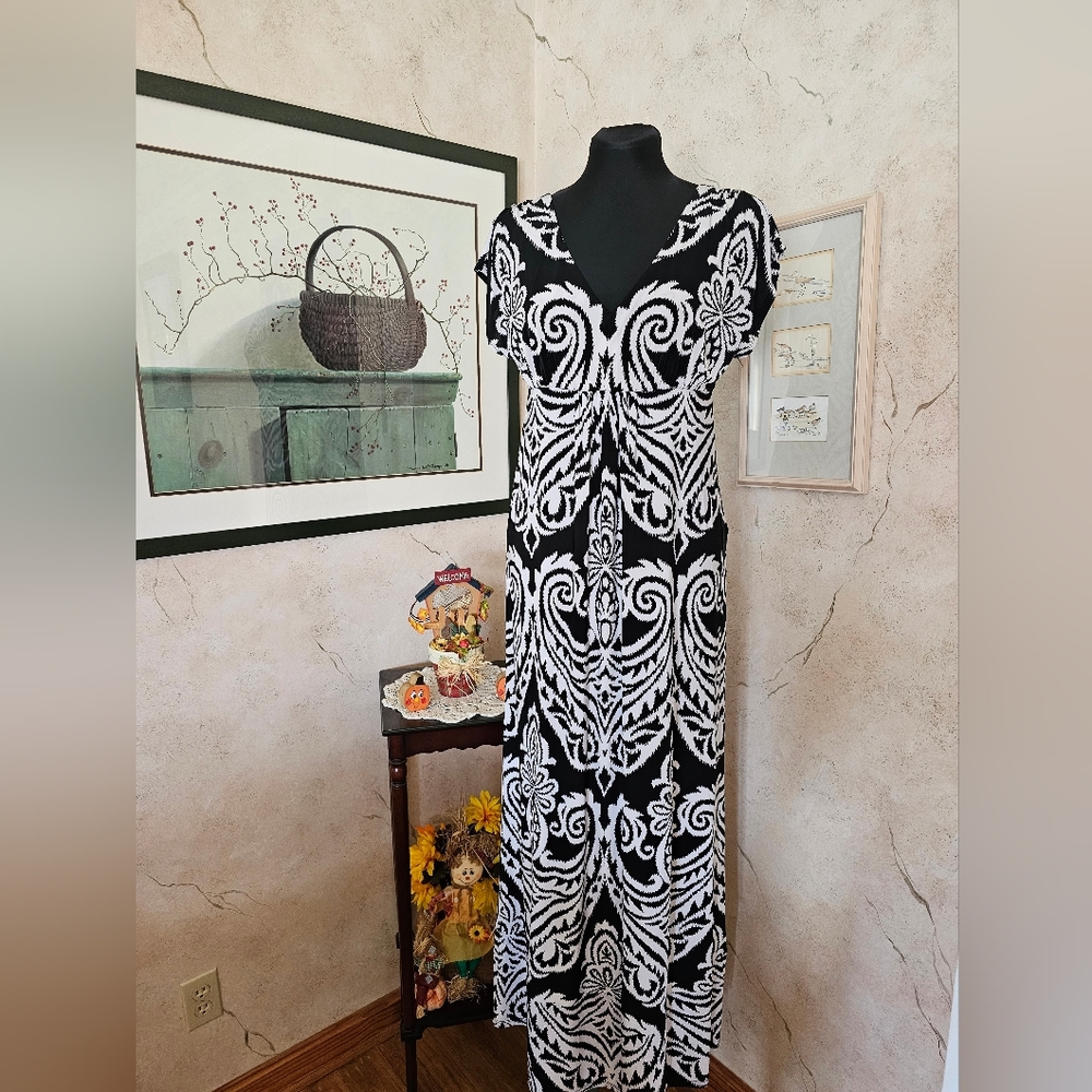 Inc. International Concepts Black White Paisley Summer Daytime Maxi Dress Medium